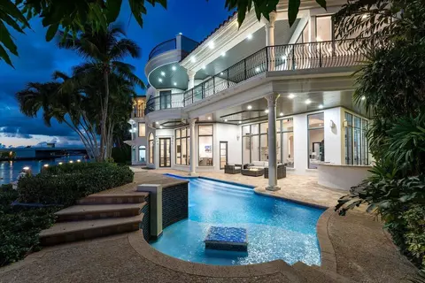 155 SE Spanish Trl, Boca Raton, FL 33432