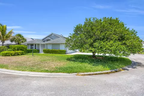 6304 SE Ames, Hobe Sound, FL 33455