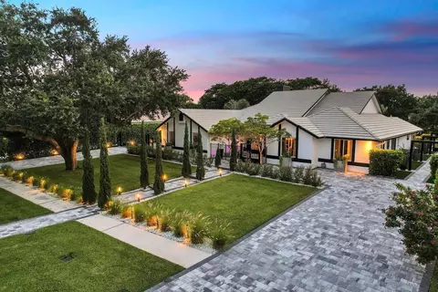 21082 Sweetwater N, Boca Raton, FL 33428