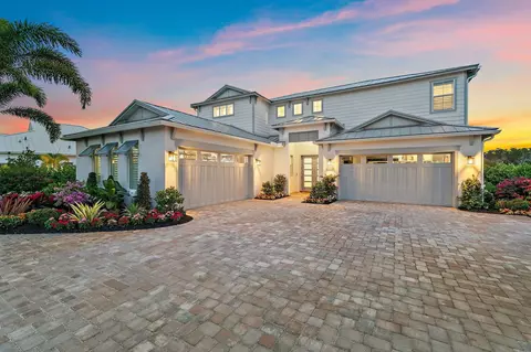 Exterior - 20065 SE Bridgewater Dr, Jupiter, FL 33458 photo 2 of 30
