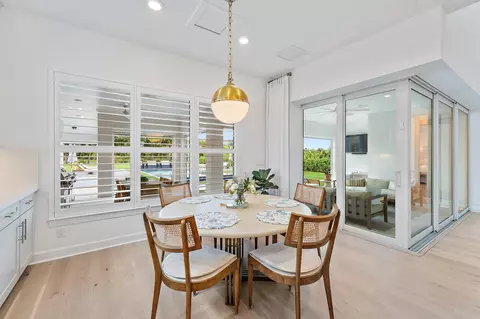 Dining - 20065 SE Bridgewater Dr, Jupiter, FL 33458 photo 2 of 4