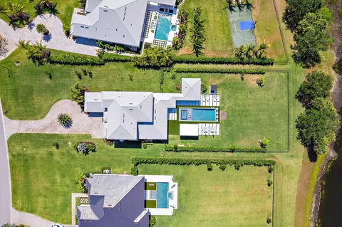 View/Area - 20065 SE Bridgewater Dr, Jupiter, FL 33458 photo 8 of 9