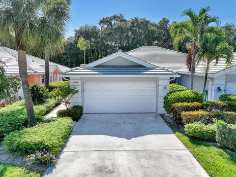 8338 Old Forest Rd, Palm Beach Gardens, FL 33410