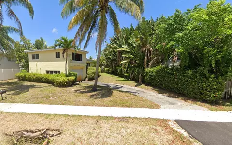 475 NE 14th St, Boca Raton, FL 33432
