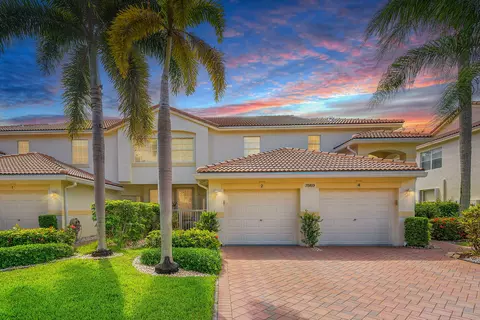 7869 Laina Ln #2, Boynton Beach, FL 33437
