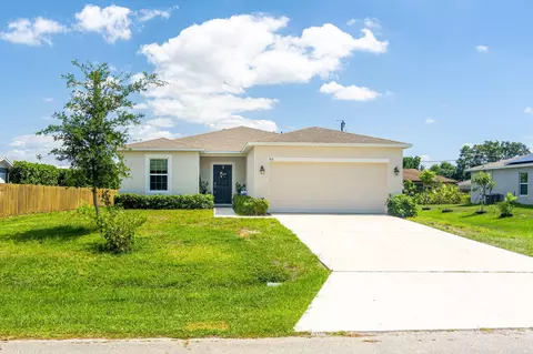 362 SW Buswell Ave, Port Saint Lucie, FL 34983