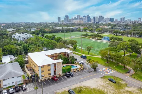 744 NE 14th #2, Fort Lauderdale, FL 33304