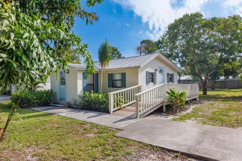 5255 SE Channel Dr, Stuart, FL 34997