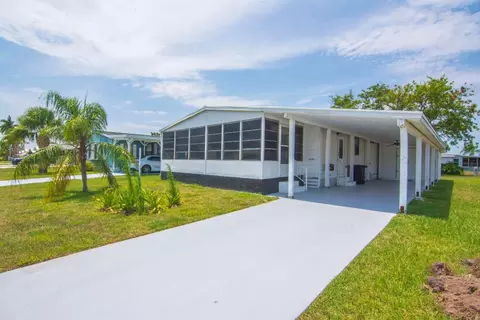 14086 Dalia Ave, Fort Pierce, FL 34951