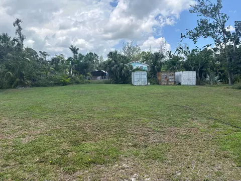 14597 Paradise Trl, Loxahatchee Groves, FL 33470