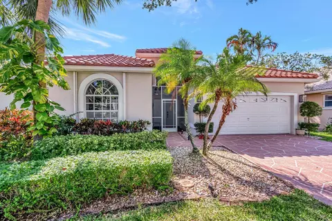 6690 Remington Pl, Lake Worth, FL 33463