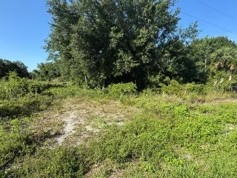 19630 NW 250th St, Okeechobee, FL 34972