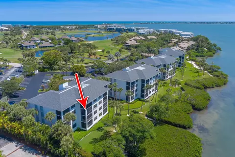 390 NEdgewater Dr #302, Stuart, FL 34996 photo 1