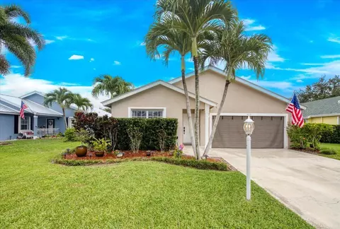 2815 SW Regal Ter, Stuart, FL 34997