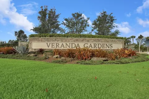 517 SE Crathes St, Port Saint Lucie, FL 34984