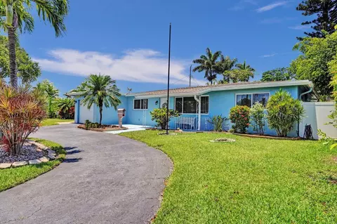 913 SE 16 Pl, Deerfield Beach, FL 33441