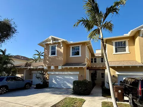 855 Marina Del Ray Ln #2, West Palm Beach, FL 33401
