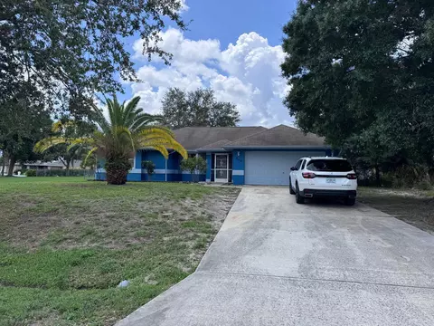 908 SW Connecticut Ter, Port Saint Lucie, FL 34953