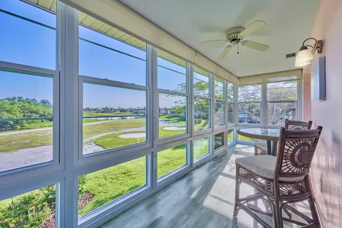 70 Royal Oak #206, Vero Beach, FL 32962