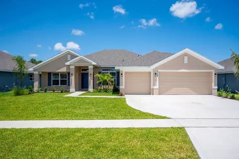 8728 Waterstone Blvd, Fort Pierce, FL 34951
