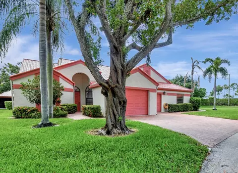 7644 Lexington Clb #A, Delray Beach, FL 33446