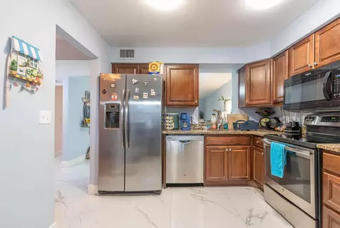 14747 Cumberland Dr #1010, Delray Beach, FL 33446