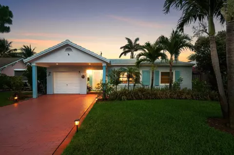 1222 N Palmway, Lake Worth Beach, FL 33460