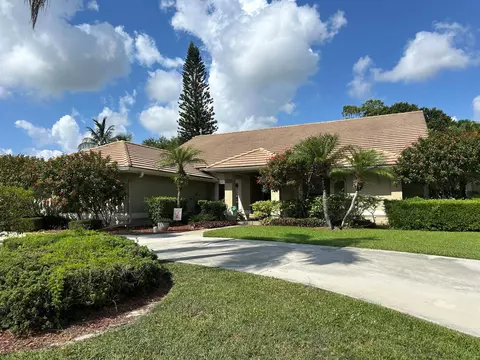 15405 Meadow Wood Dr, Wellington, FL 33414