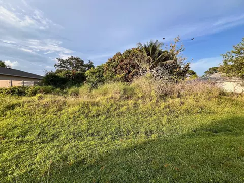 2189 SE Gaslight, Port St Lucie, FL 34952