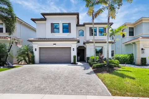 9385 Eden Roc Ct, Delray Beach, FL 33446