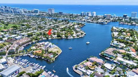 2360 SE 7th Dr, Pompano Beach, FL 33062