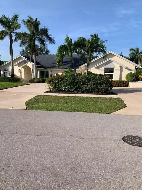 13544 Northumberland Cir, Wellington, FL 33414