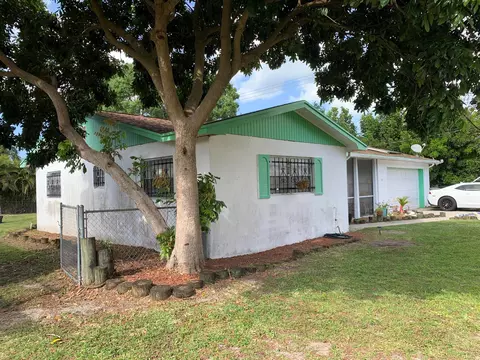 702 Grandview Blvd, Fort Pierce, FL 34982