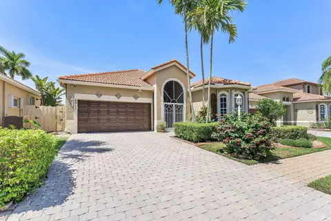 4911 Tropical Garden Dr, Boynton Beach, FL 33436