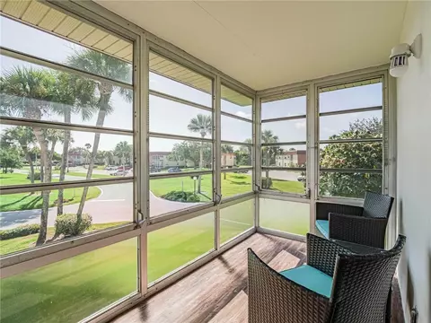 76 Royal Oak Dr #205, Vero Beach, FL 32962