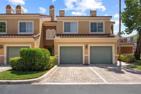 11781 Saint Andrews Pl #107, Wellington, FL 33414