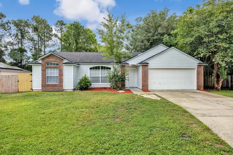 9100 Castle Rock Dr, Jacksonville, FL 32221