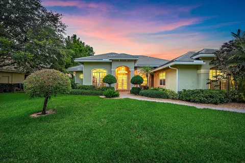 18974 SE Jupiter River Dr, Jupiter, FL 33458