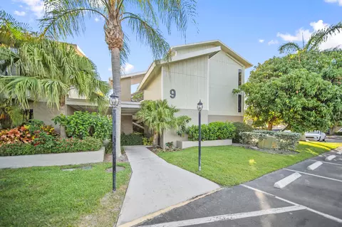 800 NW Fork Rd #9-1, Stuart, FL 34994