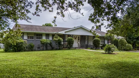 10425 Okeechobee Rd, Fort Pierce, FL 34945