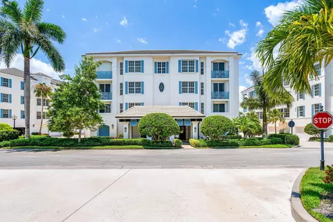 9037 Somerset Bay #302, Vero Beach, FL 32963