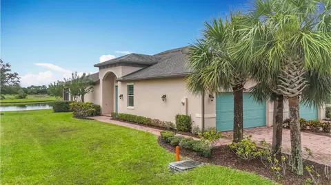 11066 SW Sunrise Lake Dr, Port St Lucie, FL 34987