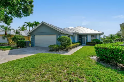 2300 SW Mayflower Dr, Palm City, FL 34990