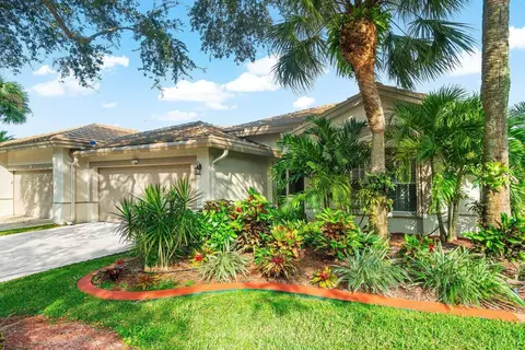 7465 Rockbridge Cir, Lake Worth, FL 33467