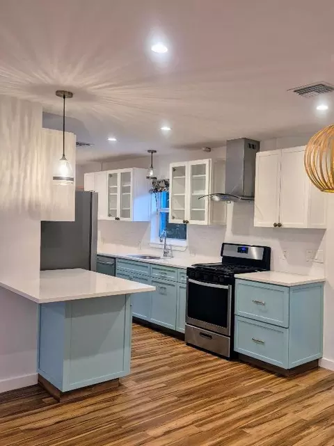 225 Park, Lake Park, FL 33403