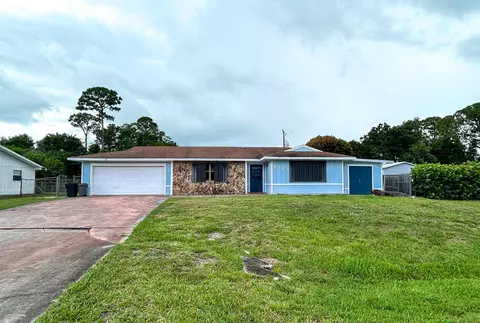 5711 Killarney Ave, Fort Pierce, FL 34951