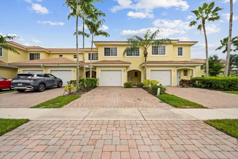 796 Imperial Lake Rd, West Palm Beach, FL 33413