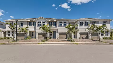 17044 SW 2nd Cir, Pembroke Pines, FL 33027