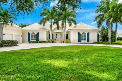 331 Westwind Ct, Vero Beach, FL 32963