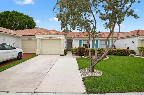 6095 Floral Lks, Delray Beach, FL 33484
